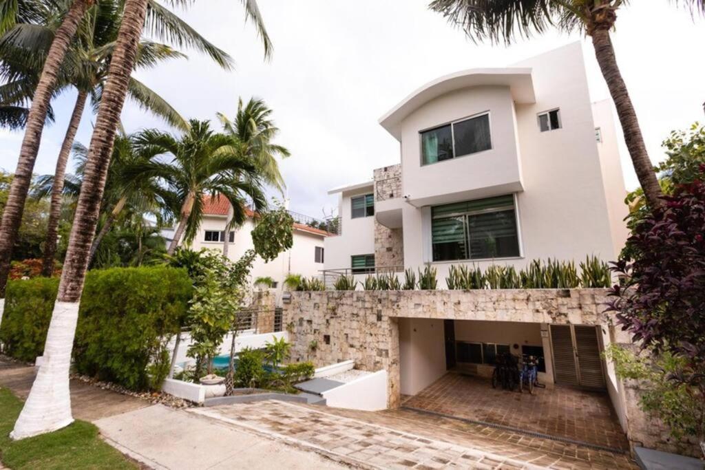 Luxury Spacious 5 Bedroom Villa