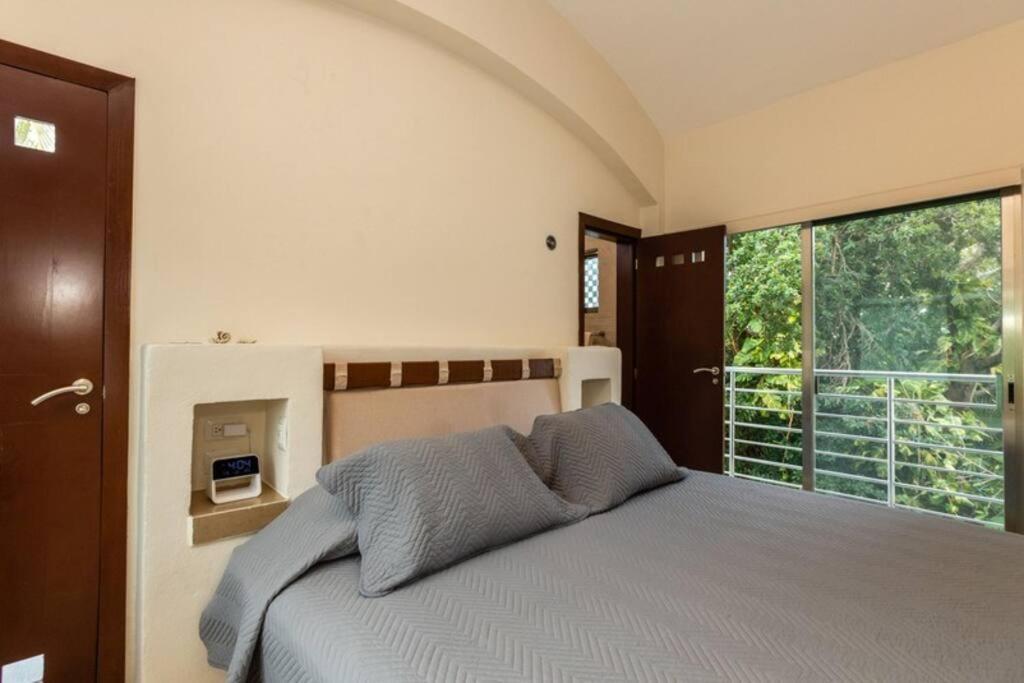 Villa Luxury Spacious 5 Bedroom *